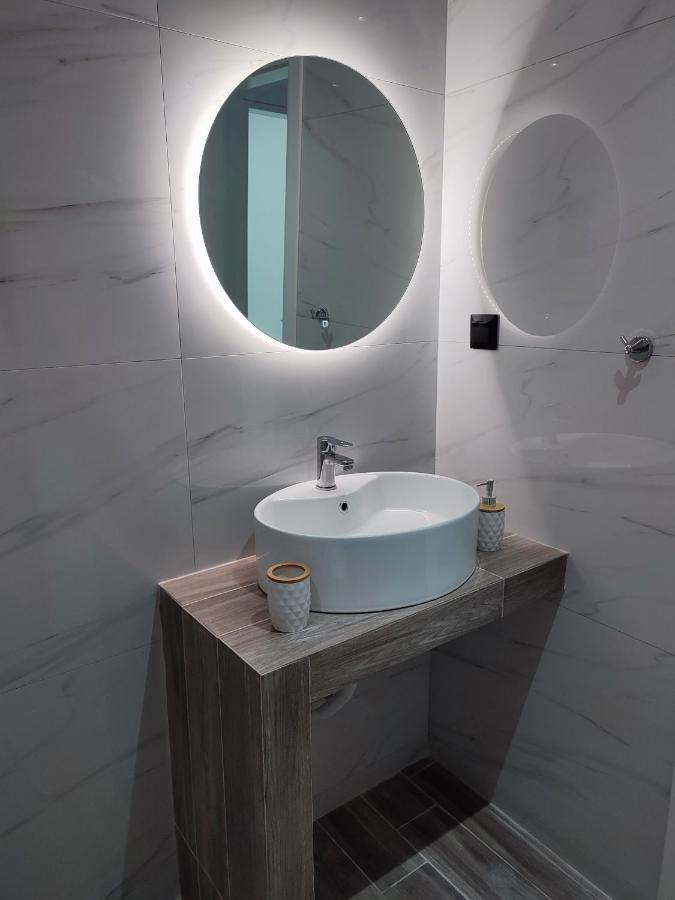Alexander Luxury Apartments & Studios 美塔摩尔弗斯 外观 照片